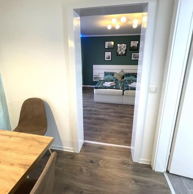 Grosse 3-Zimmer Wohnung, Zentrale Lage. Mülheim an der Ruhr Buitenkant foto