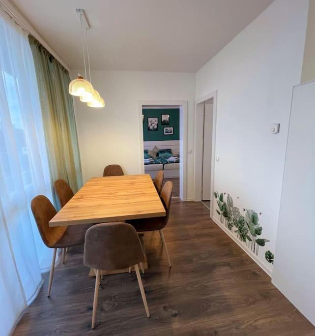 Grosse 3-Zimmer Wohnung, Zentrale Lage. Mülheim an der Ruhr Buitenkant foto