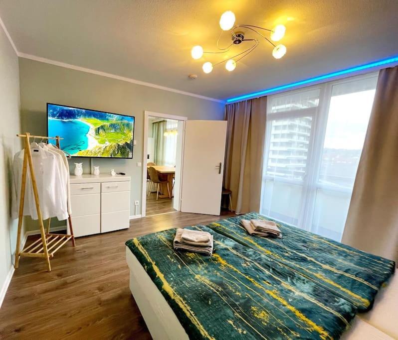 Grosse 3-Zimmer Wohnung, Zentrale Lage. Mülheim an der Ruhr Buitenkant foto