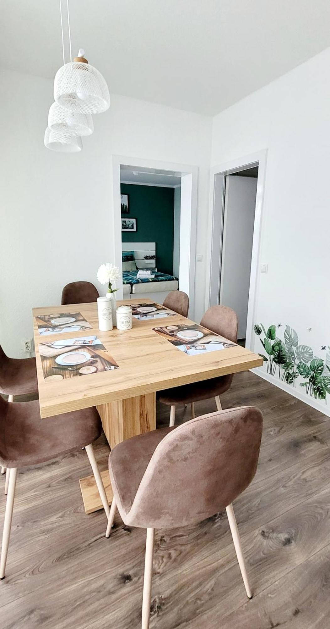 Grosse 3-Zimmer Wohnung, Zentrale Lage. Mülheim an der Ruhr Buitenkant foto